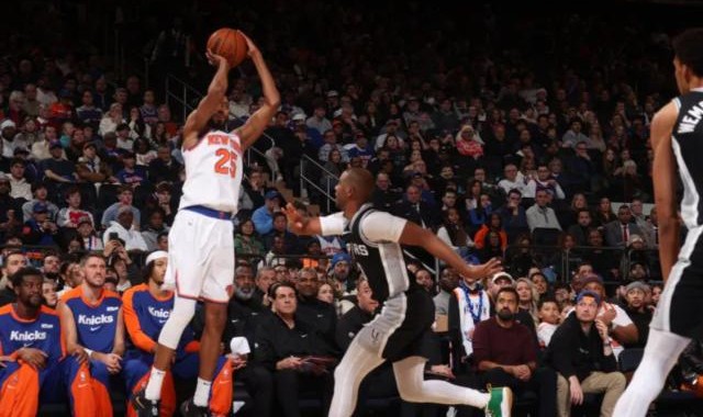 11人有望82场全勤：大桥延续纪录 保罗历史第2人